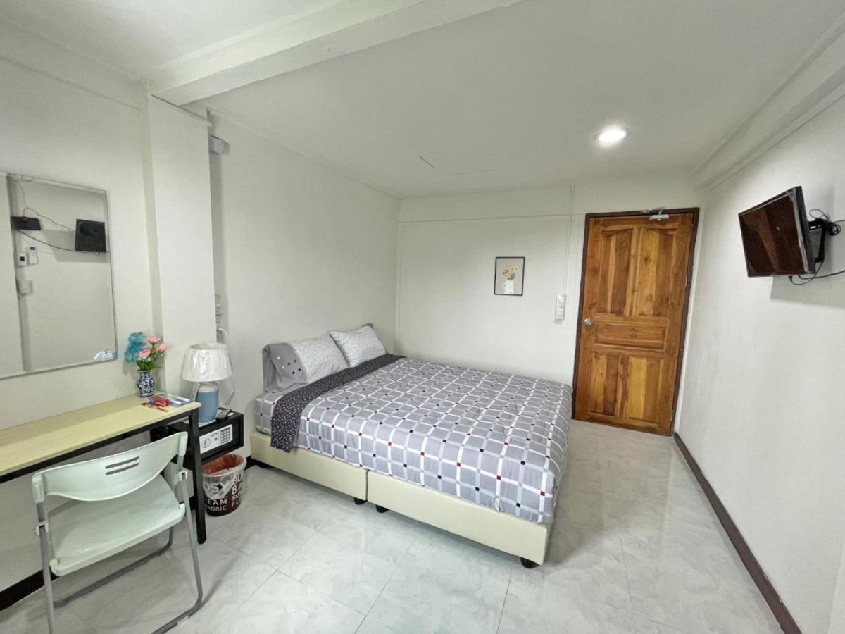 Apartment A4 Dindaeng Banguecoque Exterior foto